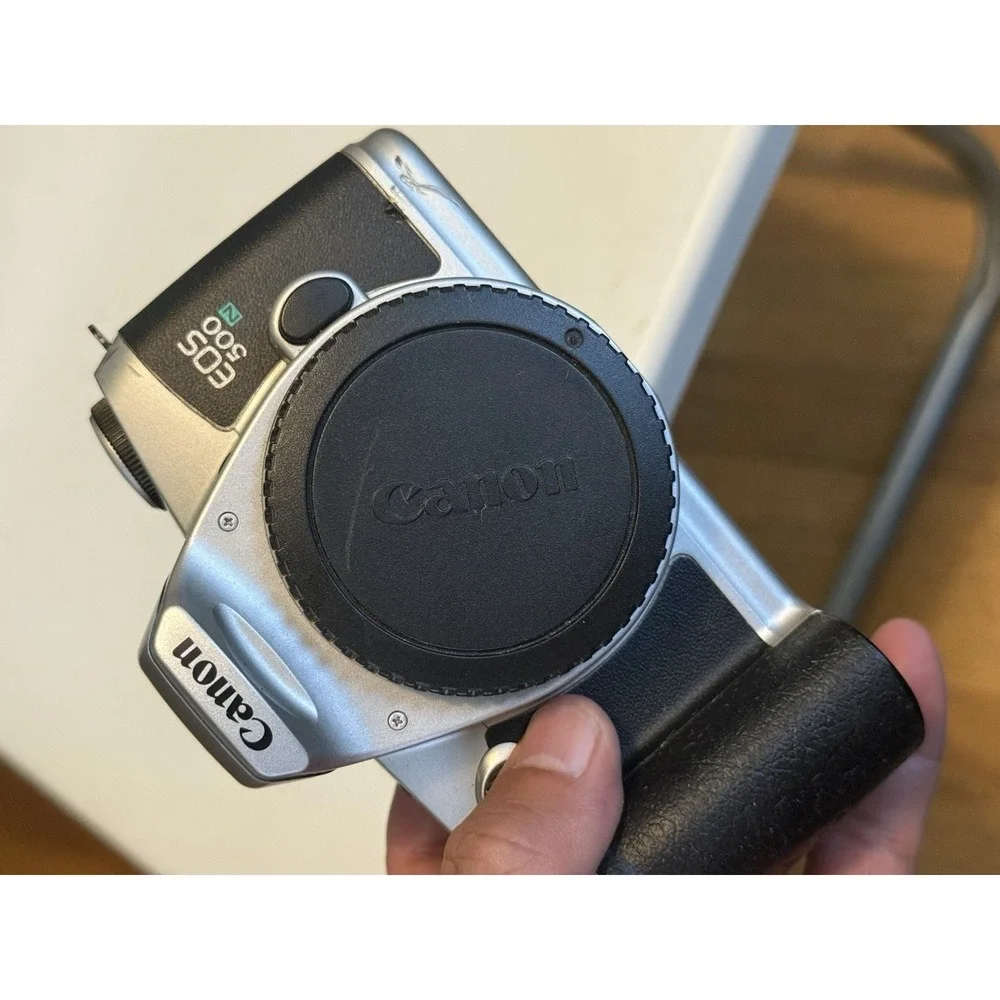 Canon EOS 500
